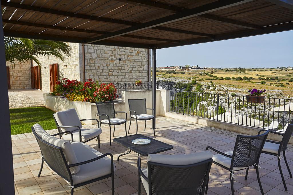 Casa Al Castello Guest House Ragusa Exterior photo