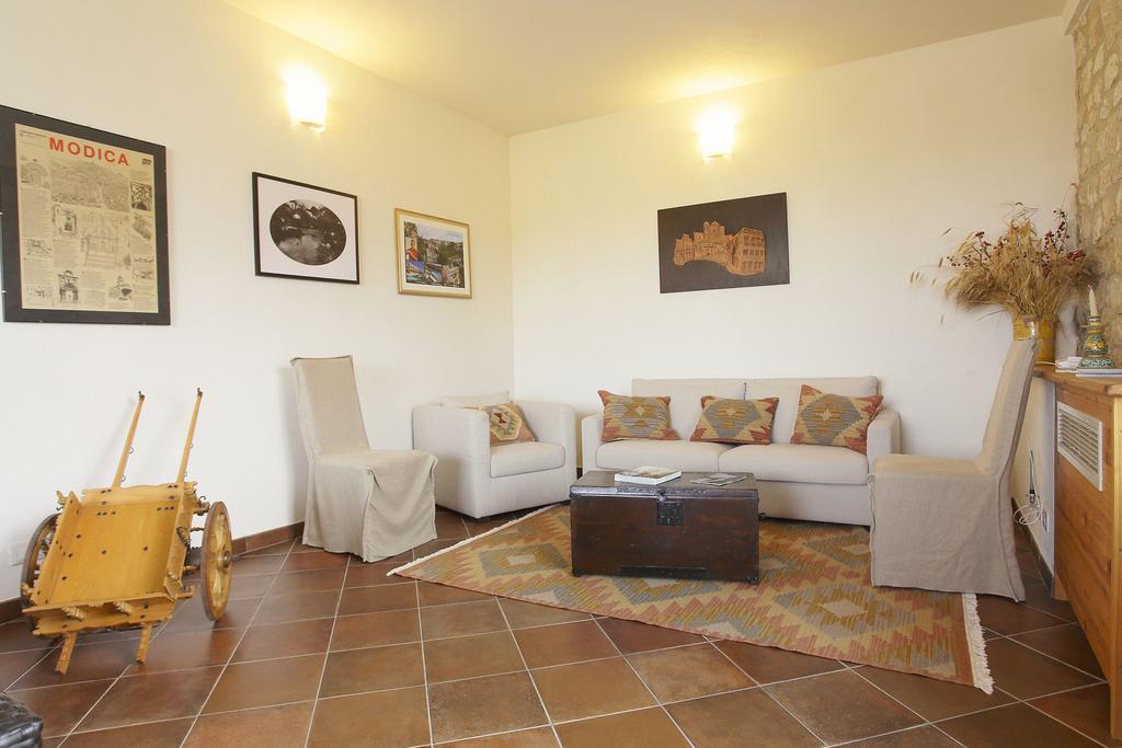 Casa Al Castello Guest House Ragusa Exterior photo